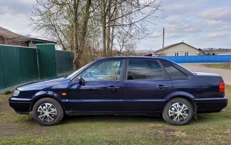 Volkswagen Passat B4, 1994 год, 220 000 рублей, 3 фотография