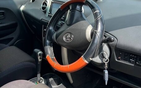 Toyota Ist II, 2002 год, 460 000 рублей, 8 фотография