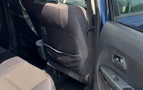 Toyota Ist II, 2002 год, 460 000 рублей, 13 фотография