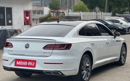 Volkswagen Arteon I, 2022 год, 2 420 020 рублей, 6 фотография