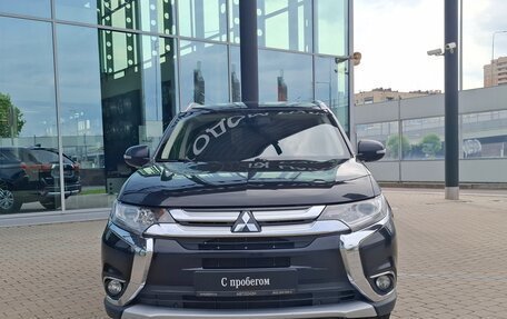 Mitsubishi Outlander III рестайлинг 3, 2017 год, 1 730 000 рублей, 4 фотография