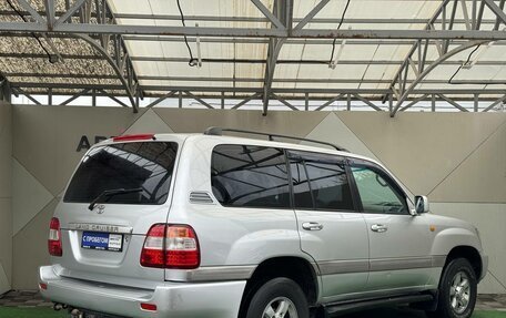 Toyota Land Cruiser 100 рестайлинг 2, 2006 год, 1 565 000 рублей, 4 фотография