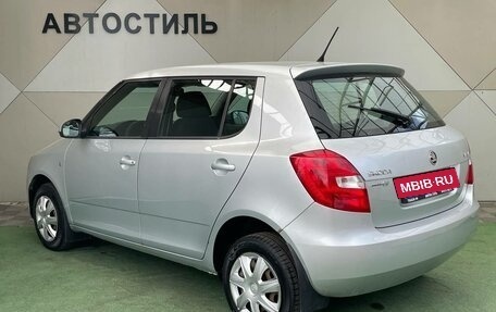 Skoda Fabia II, 2013 год, 385 000 рублей, 3 фотография