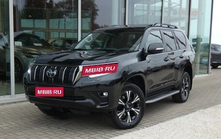 Toyota Land Cruiser Prado 150 рестайлинг 2, 2022 год, 5 290 000 рублей, 1 фотография
