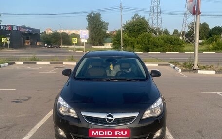 Opel Astra J, 2011 год, 750 000 рублей, 1 фотография