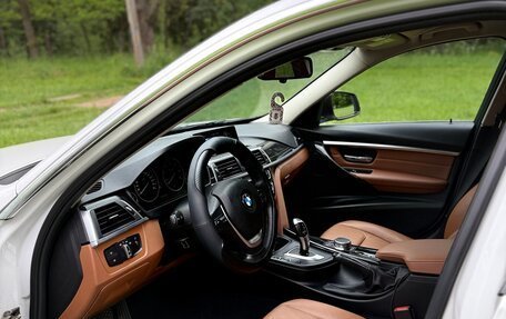 BMW 3 серия, 2016 год, 2 100 000 рублей, 12 фотография