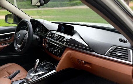 BMW 3 серия, 2016 год, 2 100 000 рублей, 15 фотография