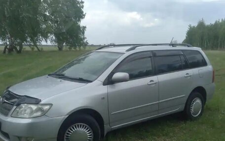 Toyota Corolla, 2004 год, 650 000 рублей, 4 фотография