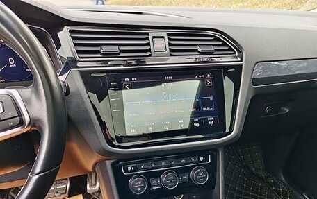 Volkswagen Tiguan II, 2021 год, 2 350 000 рублей, 10 фотография