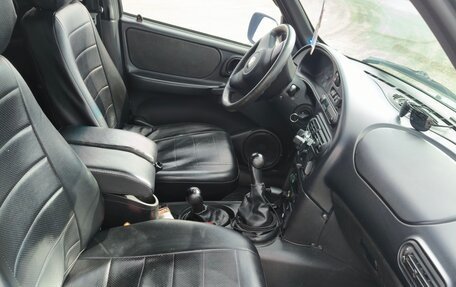 Chevrolet Niva I рестайлинг, 2011 год, 665 000 рублей, 6 фотография