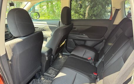 Mitsubishi Outlander III рестайлинг 3, 2012 год, 1 350 000 рублей, 6 фотография