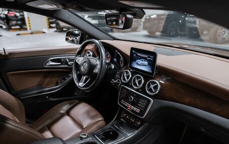Mercedes-Benz CLA, 2017 год, 2 490 000 рублей, 10 фотография