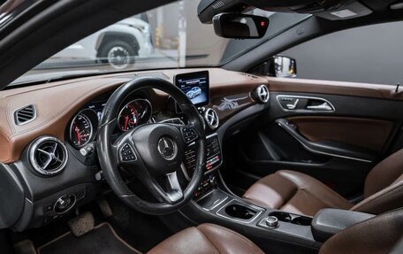 Mercedes-Benz CLA, 2017 год, 2 490 000 рублей, 23 фотография