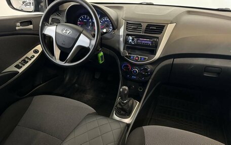 Hyundai Solaris II рестайлинг, 2012 год, 723 000 рублей, 11 фотография
