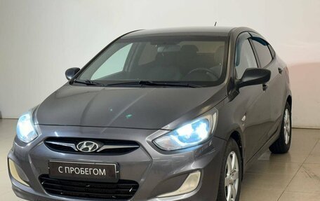 Hyundai Solaris II рестайлинг, 2012 год, 723 000 рублей, 3 фотография