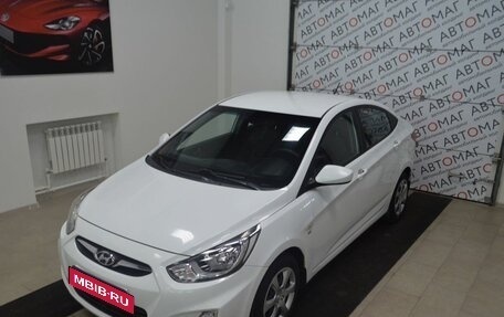 Hyundai Solaris II рестайлинг, 2012 год, 737 000 рублей, 2 фотография