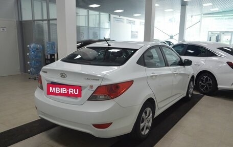 Hyundai Solaris II рестайлинг, 2012 год, 737 000 рублей, 9 фотография
