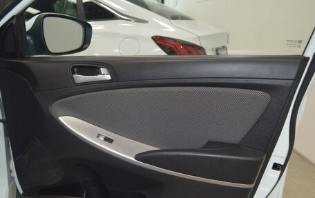 Hyundai Solaris II рестайлинг, 2012 год, 737 000 рублей, 24 фотография