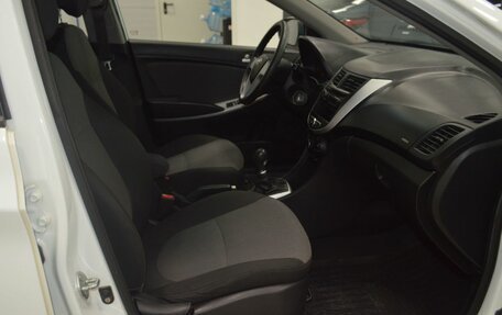 Hyundai Solaris II рестайлинг, 2012 год, 737 000 рублей, 23 фотография