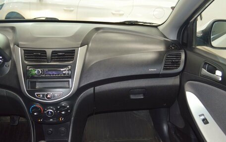 Hyundai Solaris II рестайлинг, 2012 год, 737 000 рублей, 30 фотография