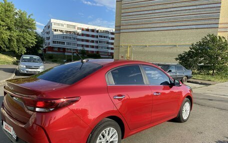KIA Rio IV, 2021 год, 1 705 000 рублей, 5 фотография