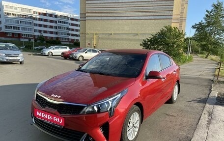 KIA Rio IV, 2021 год, 1 705 000 рублей, 3 фотография