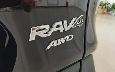 Toyota RAV4, 2024 год, 3 700 000 рублей, 19 фотография