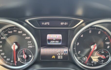 Mercedes-Benz GLA, 2017 год, 1 850 000 рублей, 10 фотография