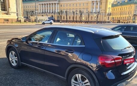 Mercedes-Benz GLA, 2017 год, 1 850 000 рублей, 3 фотография