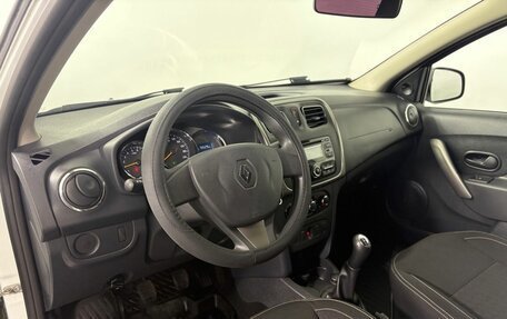 Renault Logan II, 2016 год, 880 000 рублей, 14 фотография