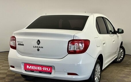 Renault Logan II, 2016 год, 880 000 рублей, 5 фотография