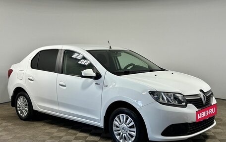 Renault Logan II, 2016 год, 880 000 рублей, 7 фотография