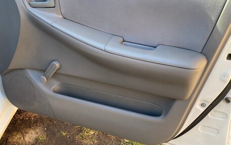 Toyota Corolla, 2002 год, 635 000 рублей, 18 фотография