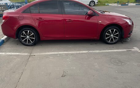 Chevrolet Cruze II, 2011 год, 725 000 рублей, 2 фотография