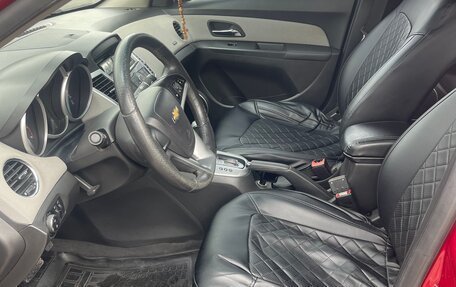 Chevrolet Cruze II, 2011 год, 725 000 рублей, 10 фотография