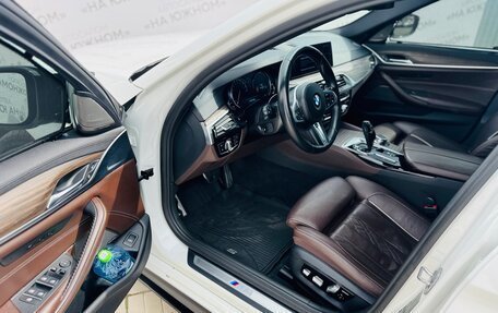 BMW 5 серия, 2017 год, 4 450 000 рублей, 21 фотография