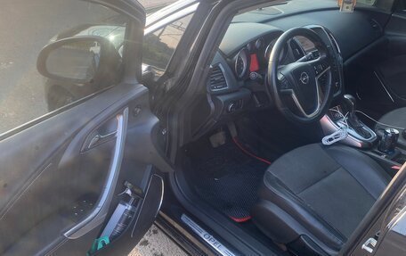 Opel Astra J, 2011 год, 750 000 рублей, 6 фотография