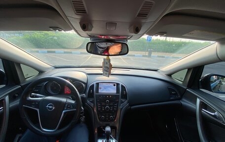 Opel Astra J, 2011 год, 750 000 рублей, 9 фотография