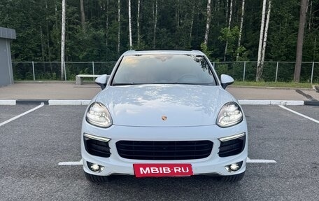 Porsche Cayenne III, 2015 год, 4 800 000 рублей, 2 фотография