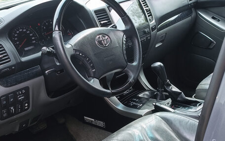 Toyota Land Cruiser Prado 120 рестайлинг, 2008 год, 2 350 000 рублей, 9 фотография