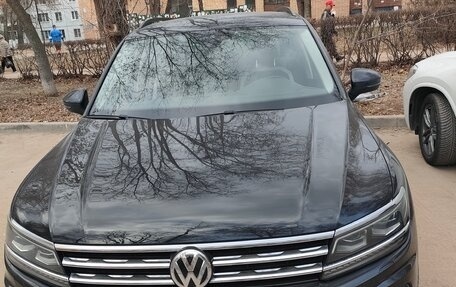 Volkswagen Tiguan II, 2020 год, 2 630 000 рублей, 7 фотография