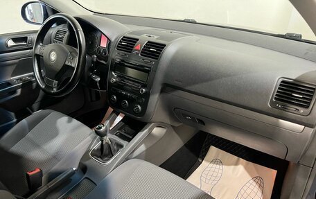 Volkswagen Jetta VI, 2008 год, 600 000 рублей, 22 фотография