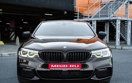 BMW 5 серия, 2019 год, 4 350 000 рублей, 2 фотография