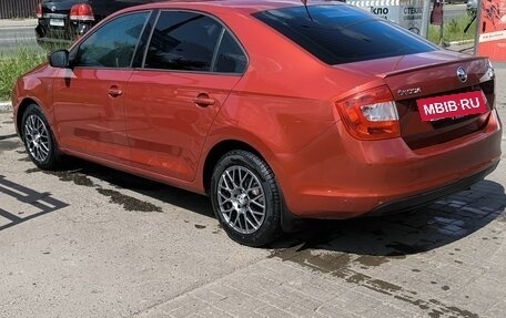Skoda Rapid I, 2015 год, 880 000 рублей, 6 фотография