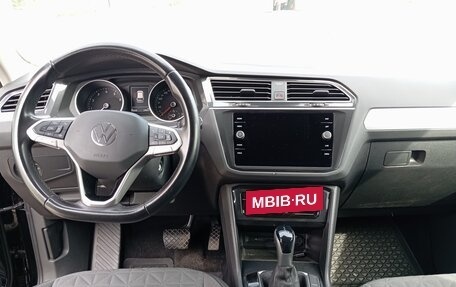Volkswagen Tiguan II, 2021 год, 2 650 000 рублей, 5 фотография