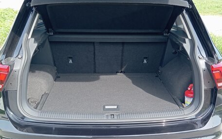 Volkswagen Tiguan II, 2021 год, 2 650 000 рублей, 7 фотография
