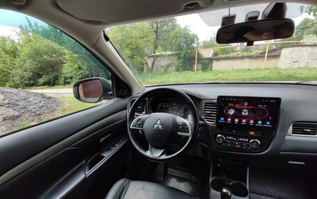 Mitsubishi Outlander III рестайлинг 3, 2012 год, 1 460 000 рублей, 14 фотография