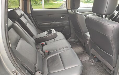Mitsubishi Outlander III рестайлинг 3, 2012 год, 1 460 000 рублей, 20 фотография