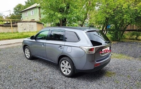 Mitsubishi Outlander III рестайлинг 3, 2012 год, 1 460 000 рублей, 9 фотография