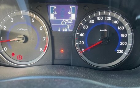 Hyundai Solaris II рестайлинг, 2014 год, 1 400 000 рублей, 6 фотография